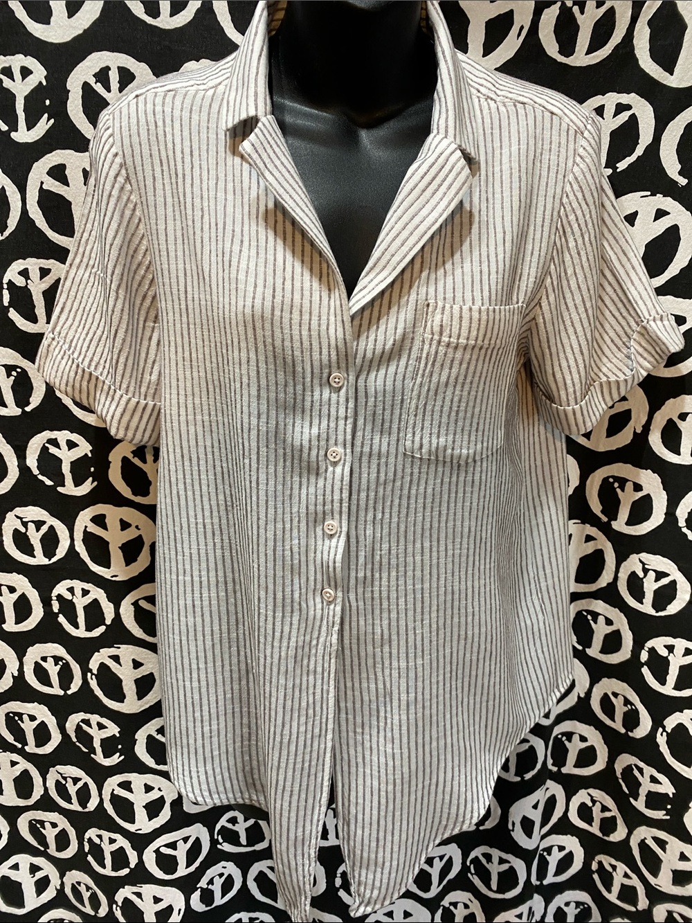 FRENCH CONNECTION PINSTRIPE BUTTON-DOWN SHORT SLEEVE TOP SZ XS WHITE/ GREY